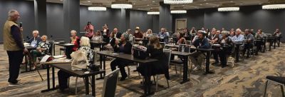 Robert M. Williams Jr., NNA director of creative resources, leads the Great Idea Exchange session of the annual convention. Members share ideas boosting ad revenue, circulation, goodwill and more.